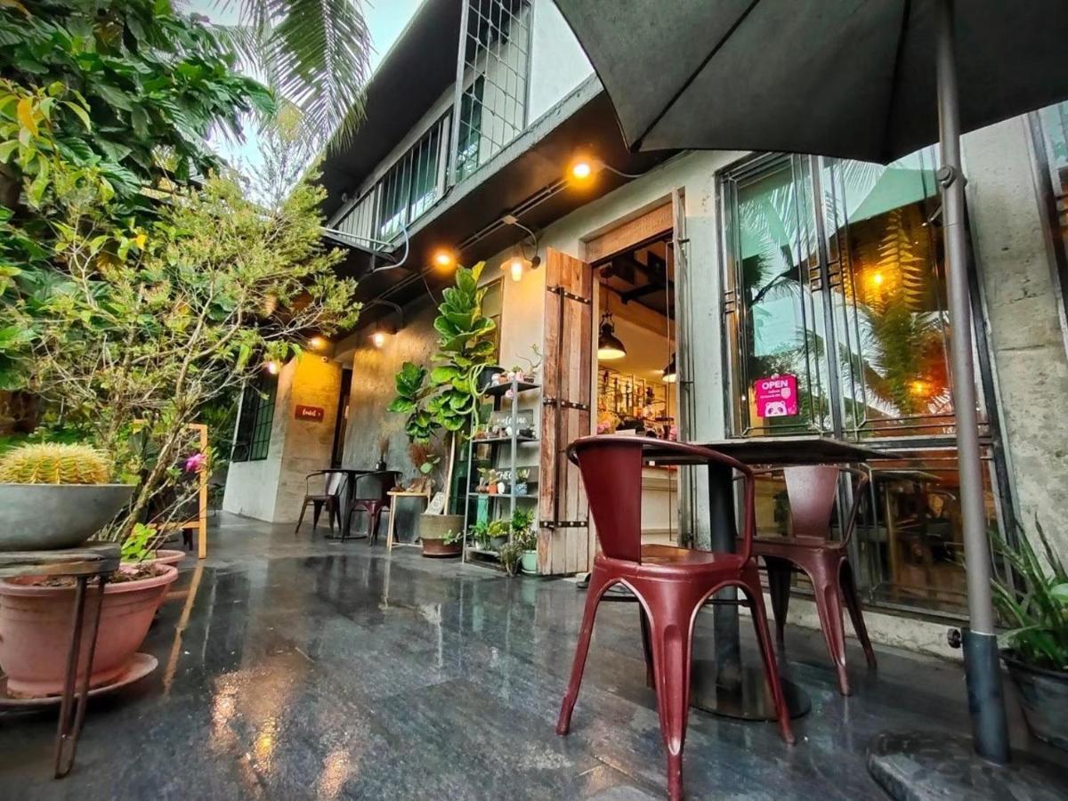 Gajib Bed&Breakfast Amphawa Bagian luar foto