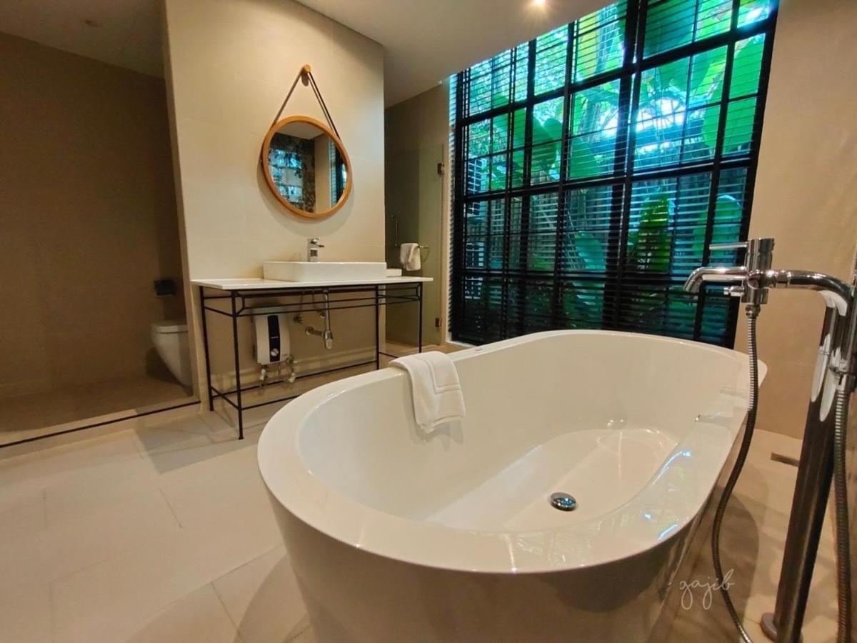 Gajib Bed&Breakfast Amphawa Bagian luar foto