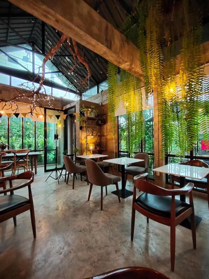 Gajib Bed&Breakfast Amphawa Bagian luar foto