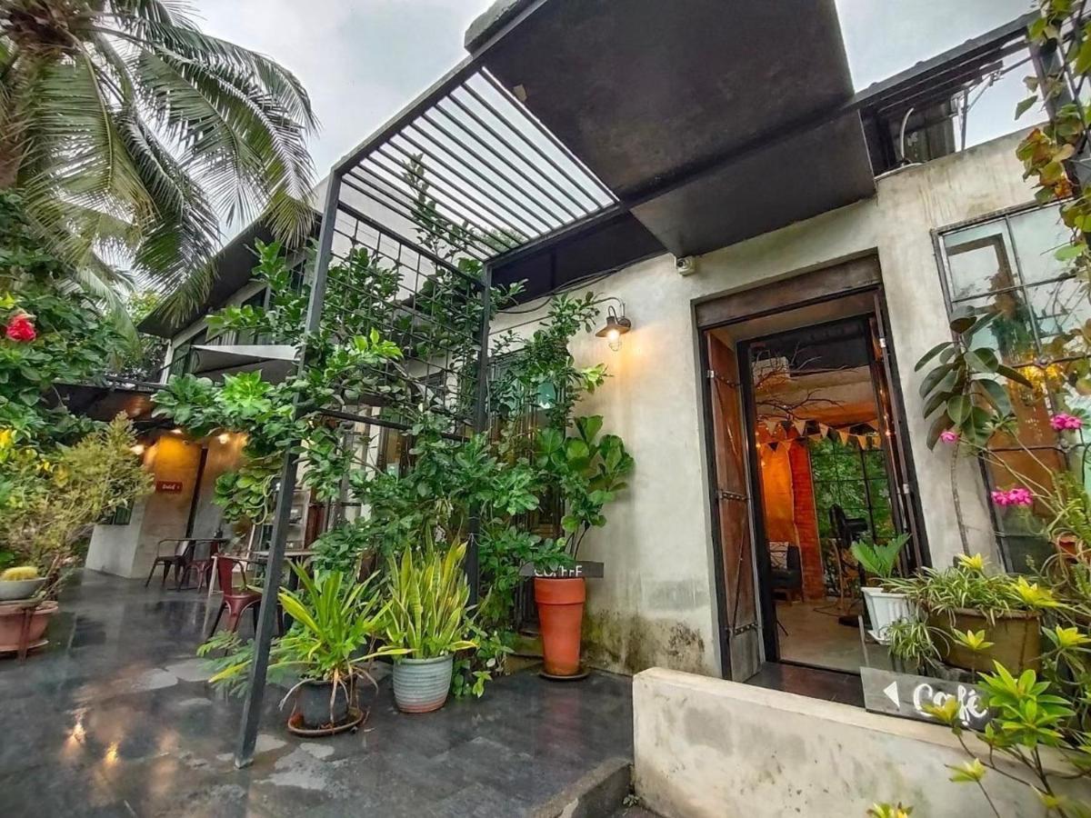 Gajib Bed&Breakfast Amphawa Bagian luar foto