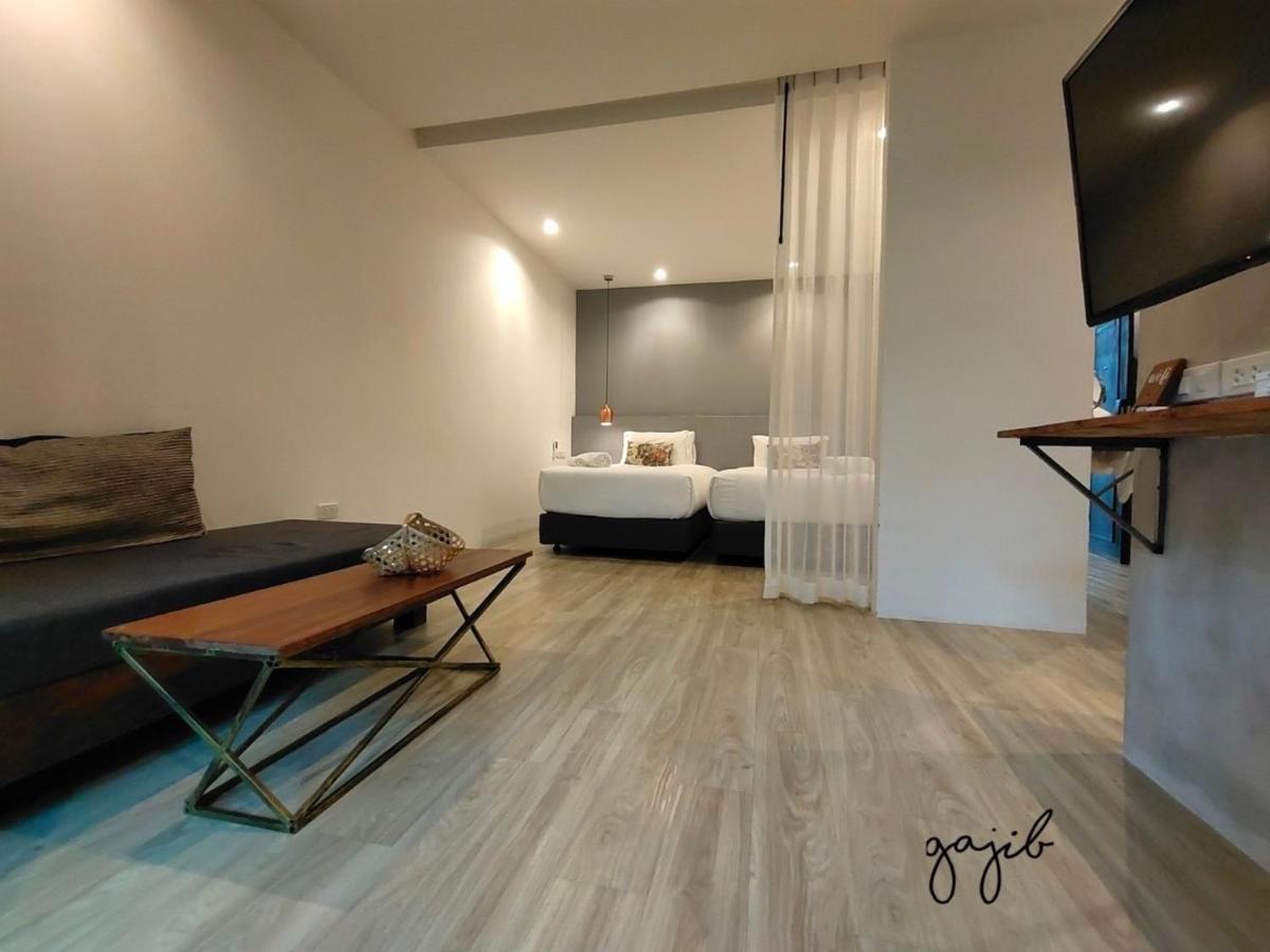 Gajib Bed&Breakfast Amphawa Bagian luar foto