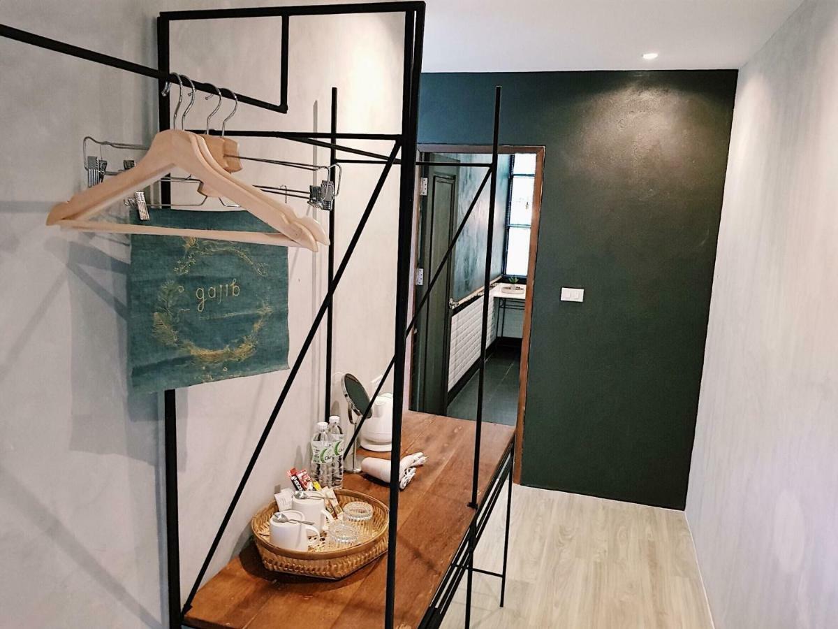 Gajib Bed&Breakfast Amphawa Bagian luar foto